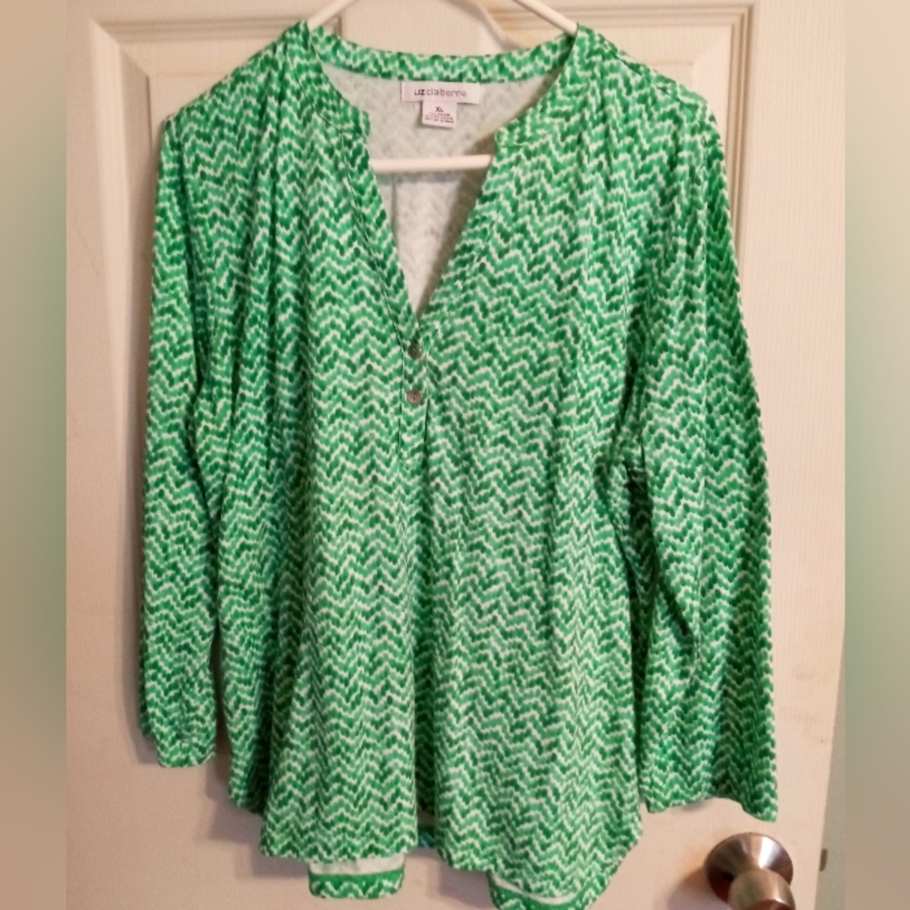 Liz Claiborne Pullover Green Pattern Top Womens Size Extra Large.